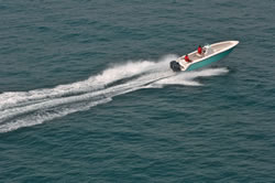 lanchas victory excelência em navegação